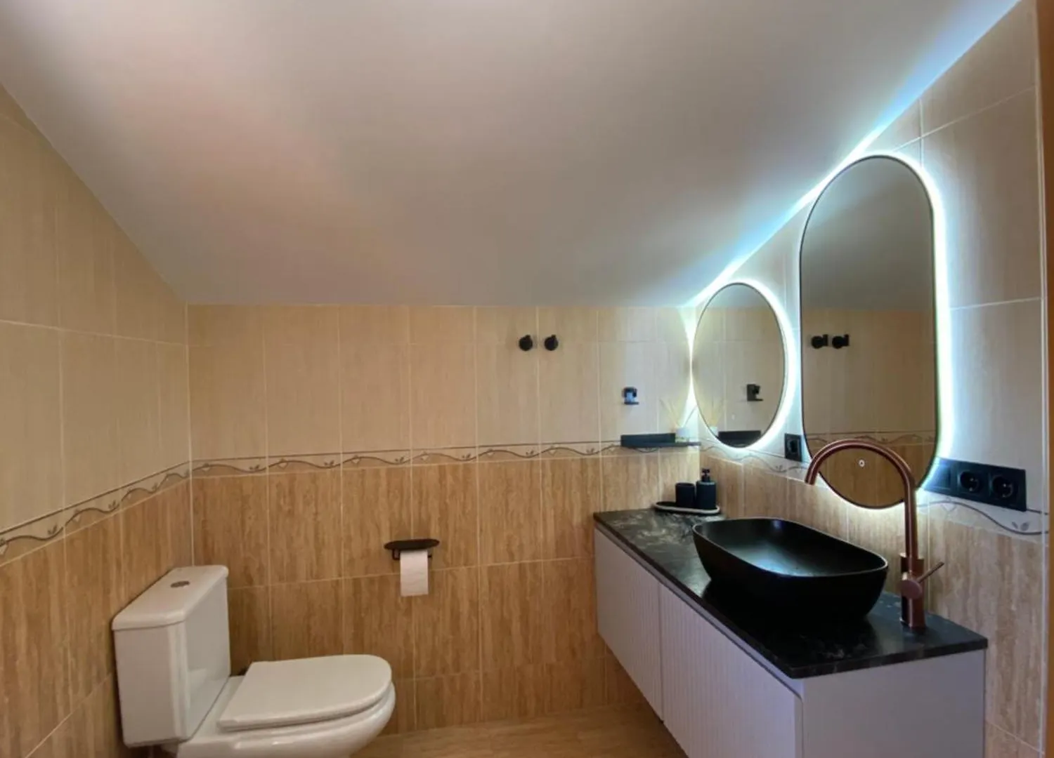 Villa With Heated Private Pool, Sea View& Turkish Sauna Бенальмадена